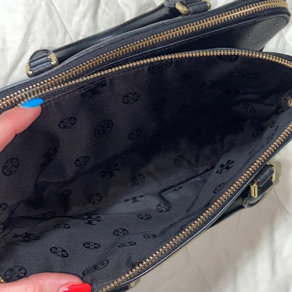 Like new Tory Burch Thea Double-Zip Satchel black leather - Picture 13 of 14